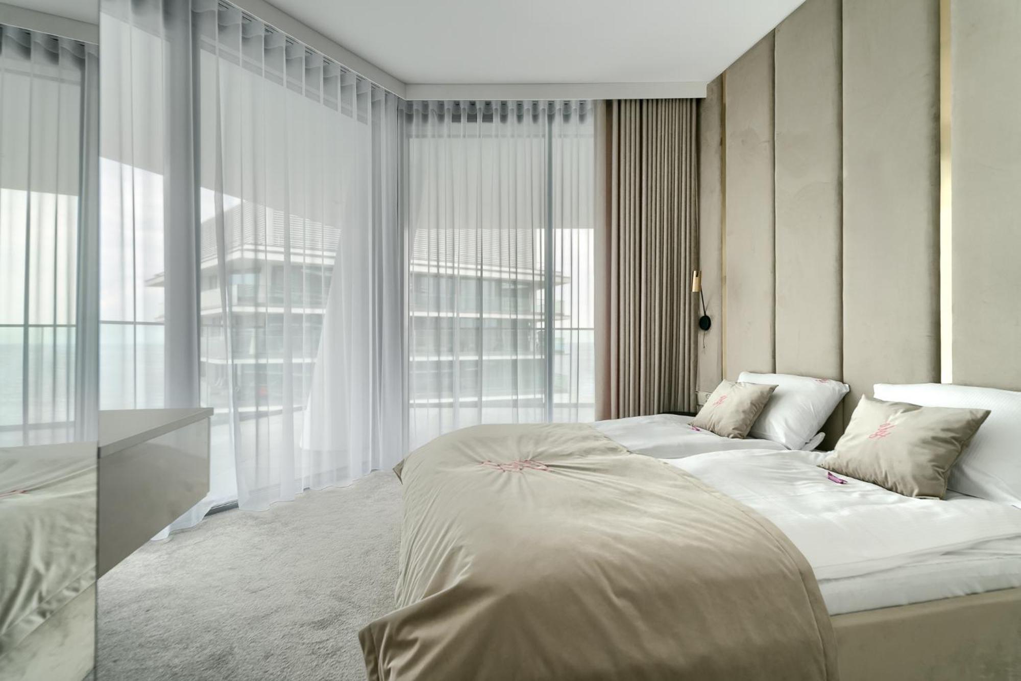 Apartment Your Holidays Waves D976